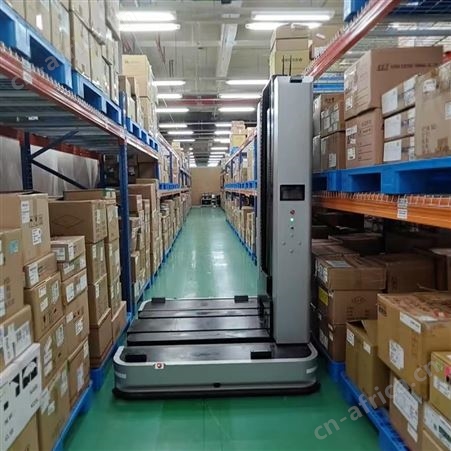 半成本仓库侧叉AGV